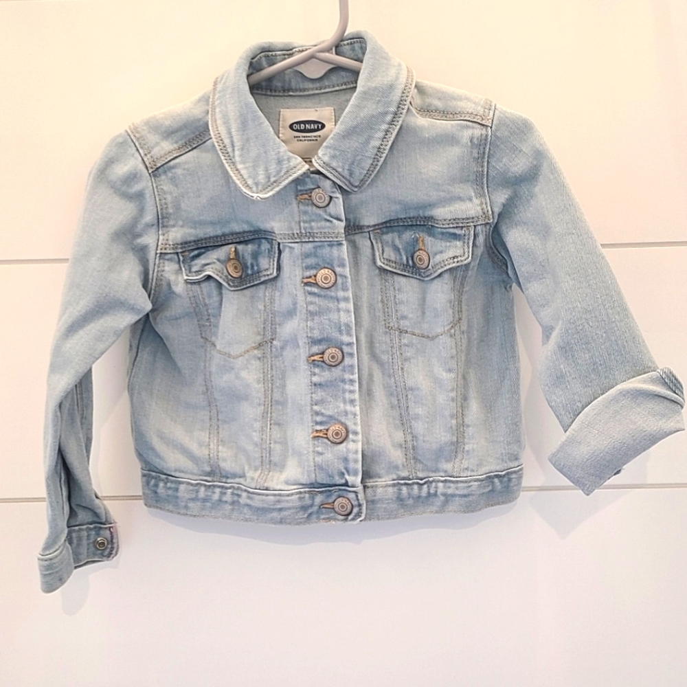 Girls Old Navy Denim Light Wash Jacket - Size 3T